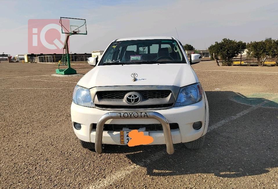 تويوتا هايلوكس